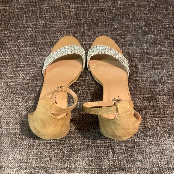 💛NEW!! Rhinestone Studded Heels 👠 - Picture 3 of 4